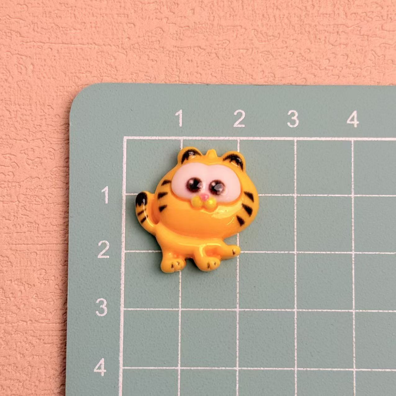 가필드 만화 캐릭터의 귀여운 피규어 50개 세트, 레진 - Resin Crafts Diy 리뷰 및 가격